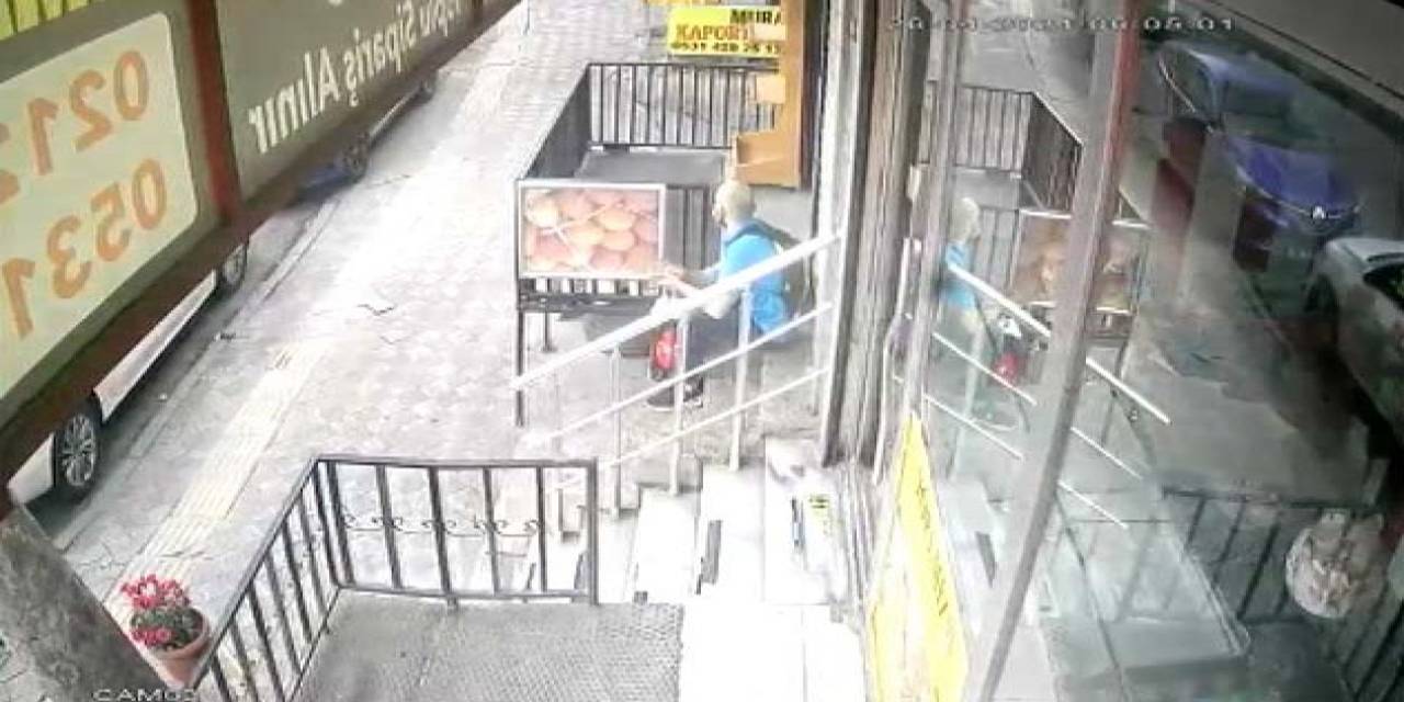 Bahçelievler’de 2 Ay Boyunca Dükkanın Önünden Süt Çalan Hırsız Kamerada