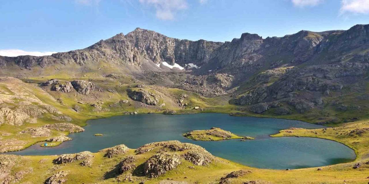 Doğa Severler İçin Saklı Bir Güzellik; İspir Yedigöller