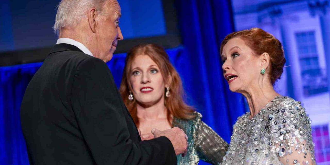 Biden İçerde Konuştu, Eylemciler Dışarda “Soykırımcı Joe” Sloganları Attı