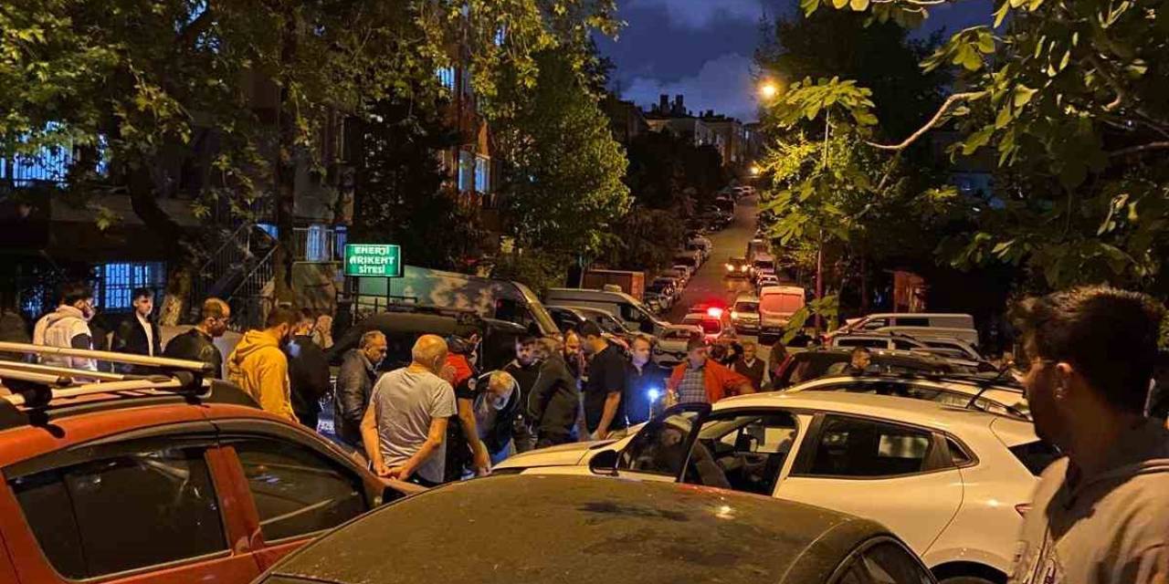 Eyüpsultan’da Otomobillere Rastgele Silahla Ateş Açan Şüpheli 6 Aracı Kurşunladı