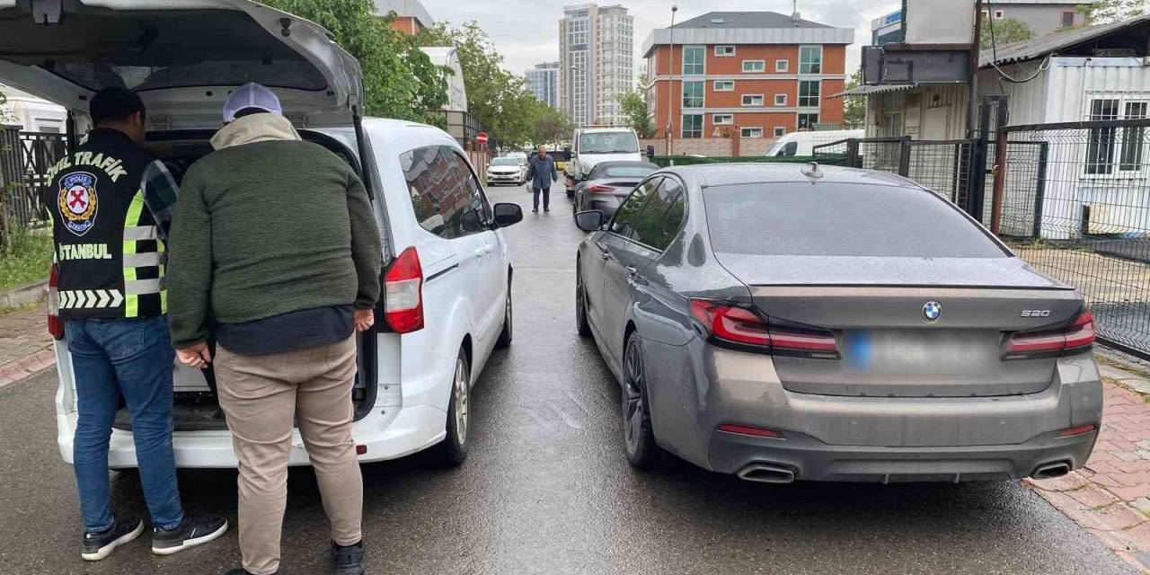 D100 Karayolunda Makas Atarak Trafik Akışını Tehlikeye Düşüren Şahıslar Yakalandı