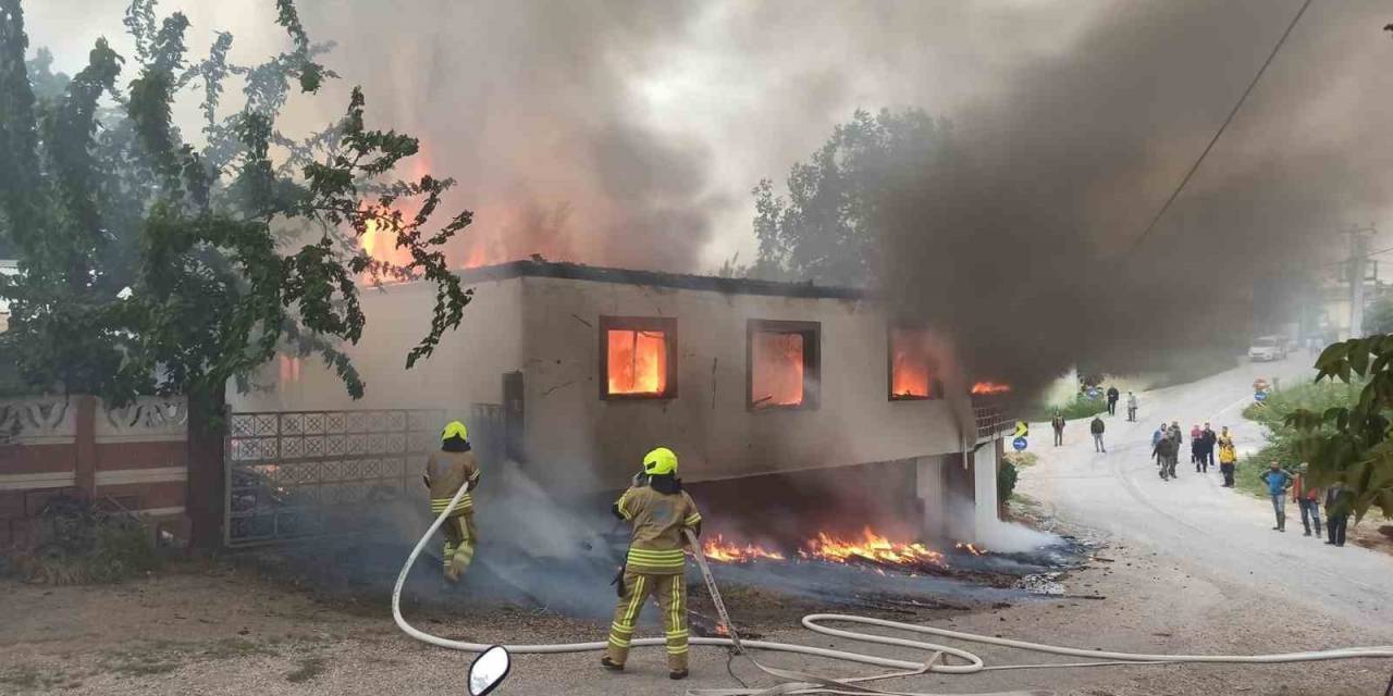 Gönen’de Korkutan Yangın