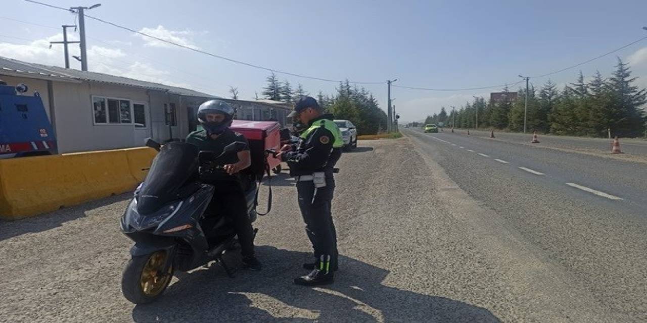 Jandarmanın Trafik Denetiminde 1 Milyon 537 Bin Tl Ceza Yazıldı