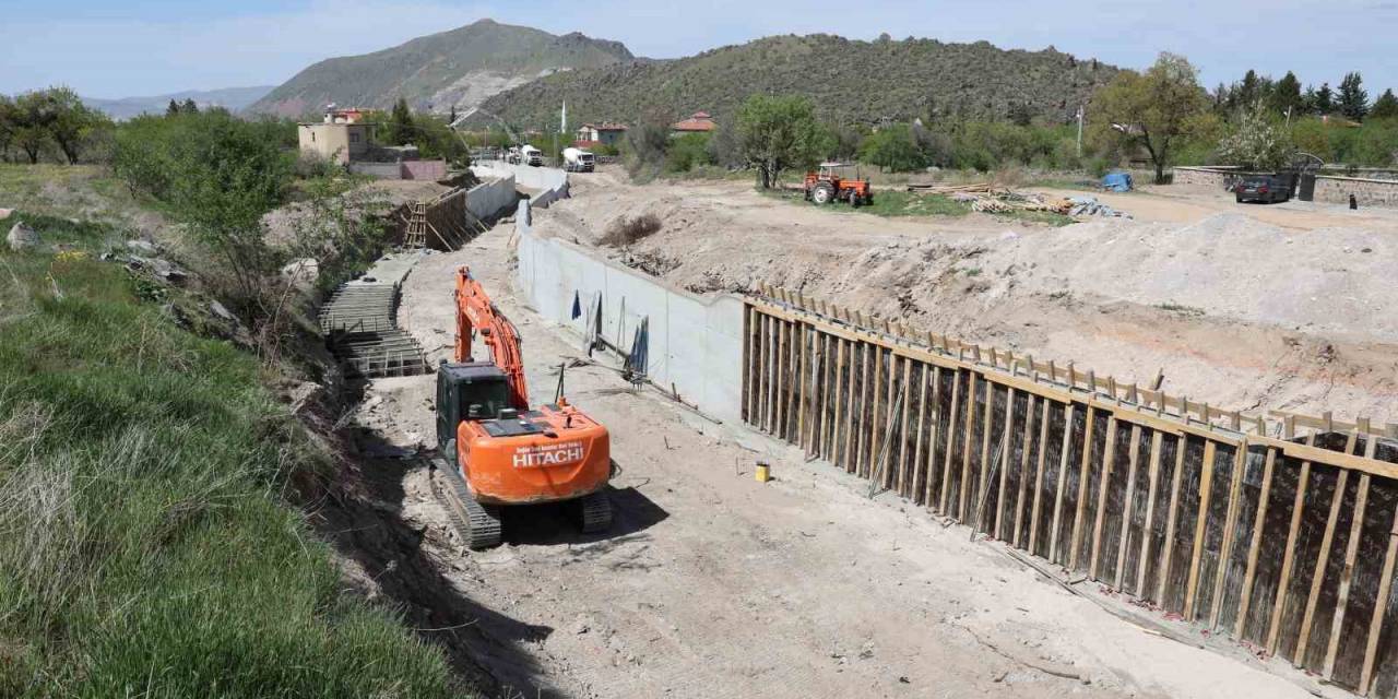 Dere Islahı Ve Su Güvenliği Sağlayacak ‘Büyük Su Projesi’ Başladı
