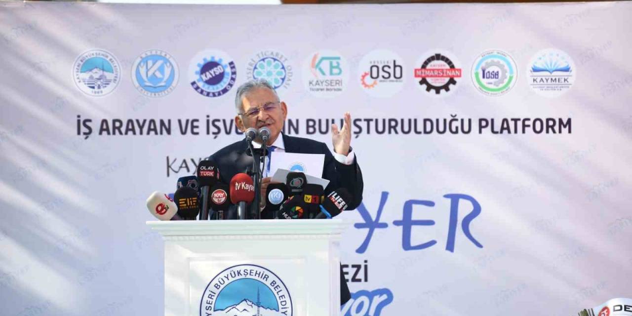 Başkan Büyükkılıç: “Bu Fuar, İş Arayan İle İşverenleri Buluşturacak”
