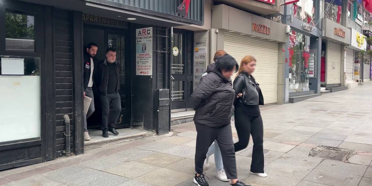 İstanbul’da Çocuk Bakıcısı İlanıyla Fuhuş Tuzağına Operasyon: 4 Kişi Tutuklandı