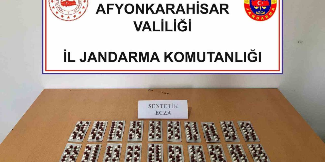 Şehir Dışından Getirdiği Uyuşturucu Hapları Satamadan Yakalandı