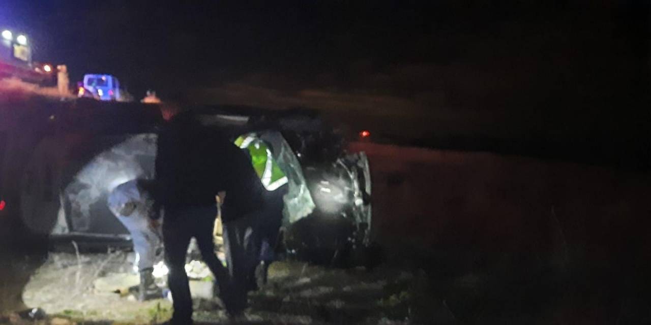 Şarampole Devrilen Hafif Ticari Araçta 5 Kişi Yaralandı