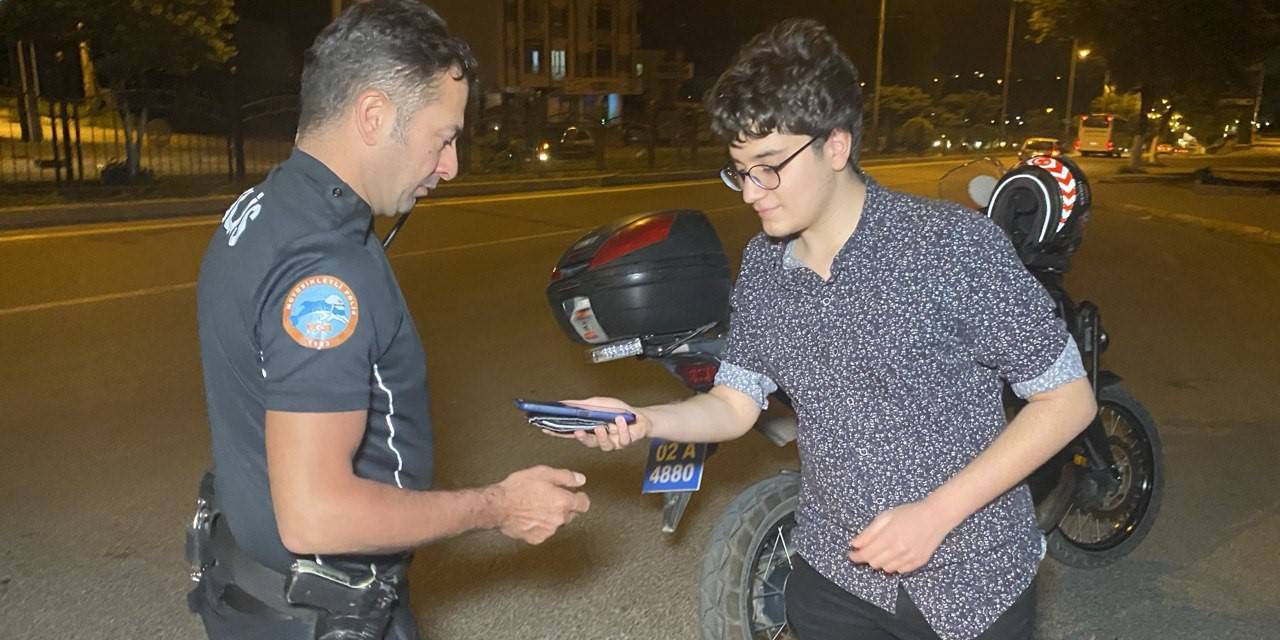 Adıyamanlı Gençten Örnek Davranış