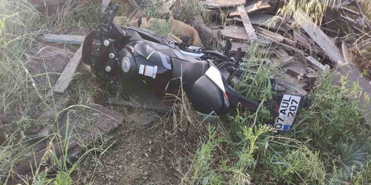 Kuaför Çift Motosiklet Kazasında Yaralandı