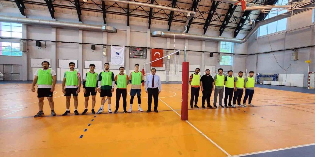 Voleybol Heyecanı Başladı