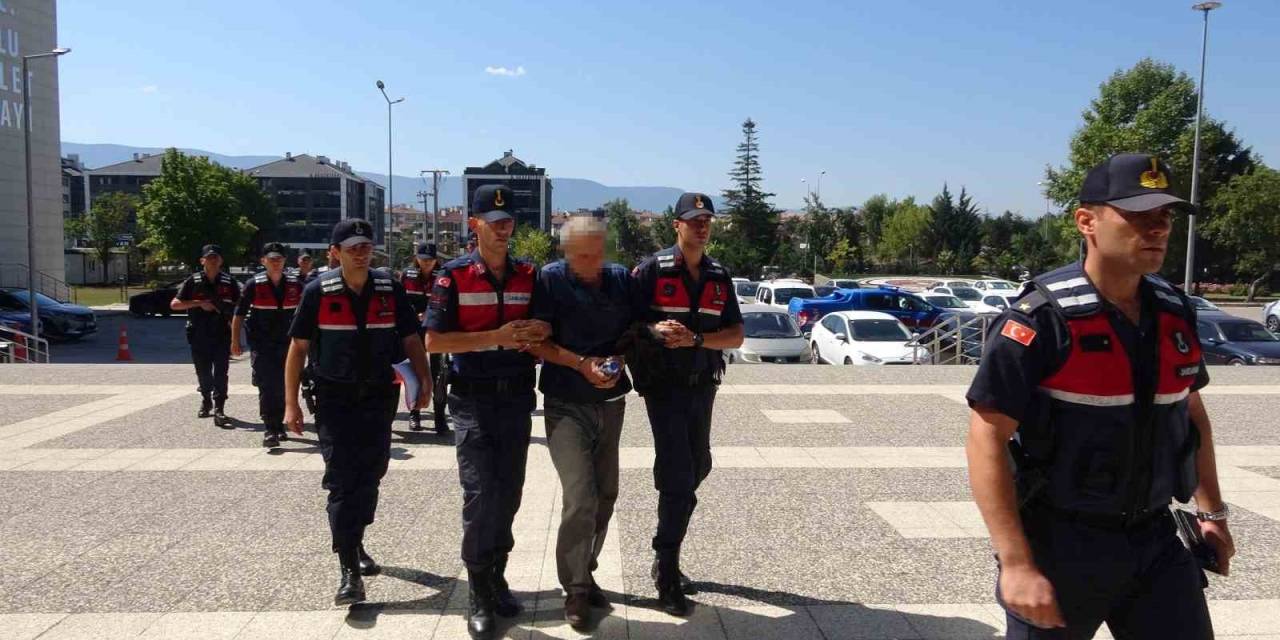 Otomobil İle Ezerek Husumetlisini Öldüren Cinayet Zanlısının Cezası Belli Oldu