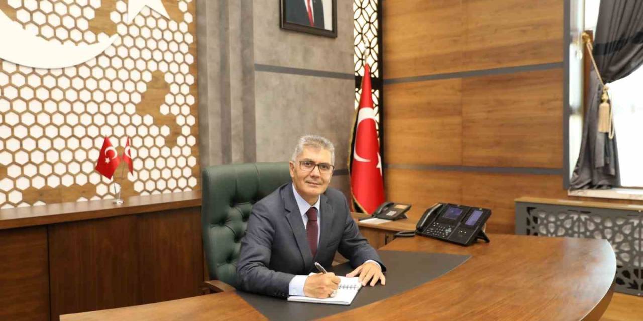 Vali Çelik: "Emekçilerimizin Sosyal Ve Ekonomik Hayatta Payları Büyük"