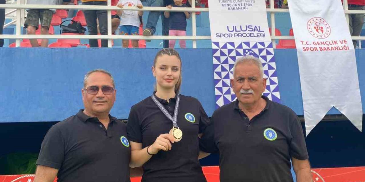 Uluslararası Atmalar Kış Şampiyonası’nda Bursa Büyükşehir Belediyespor Damgası