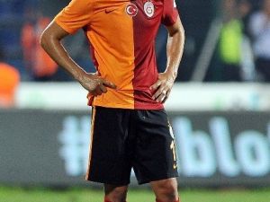 Burak Yılmaz, Çalışmalarına Florya’da Devam Ediyor