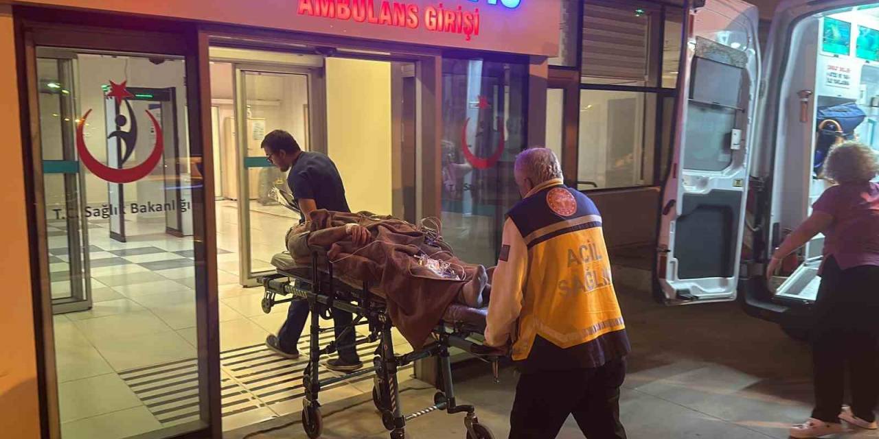 Kastamonu’da Taksi Şoförünü Bıçaklayıp Başına Kazmayla Vurdu