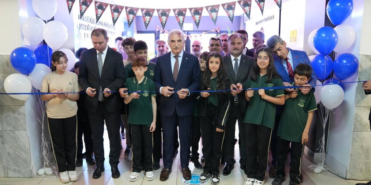 Başkan Yıldırım, Ümraniye’de 11 Kütüphanenin Açılışını Yaptı