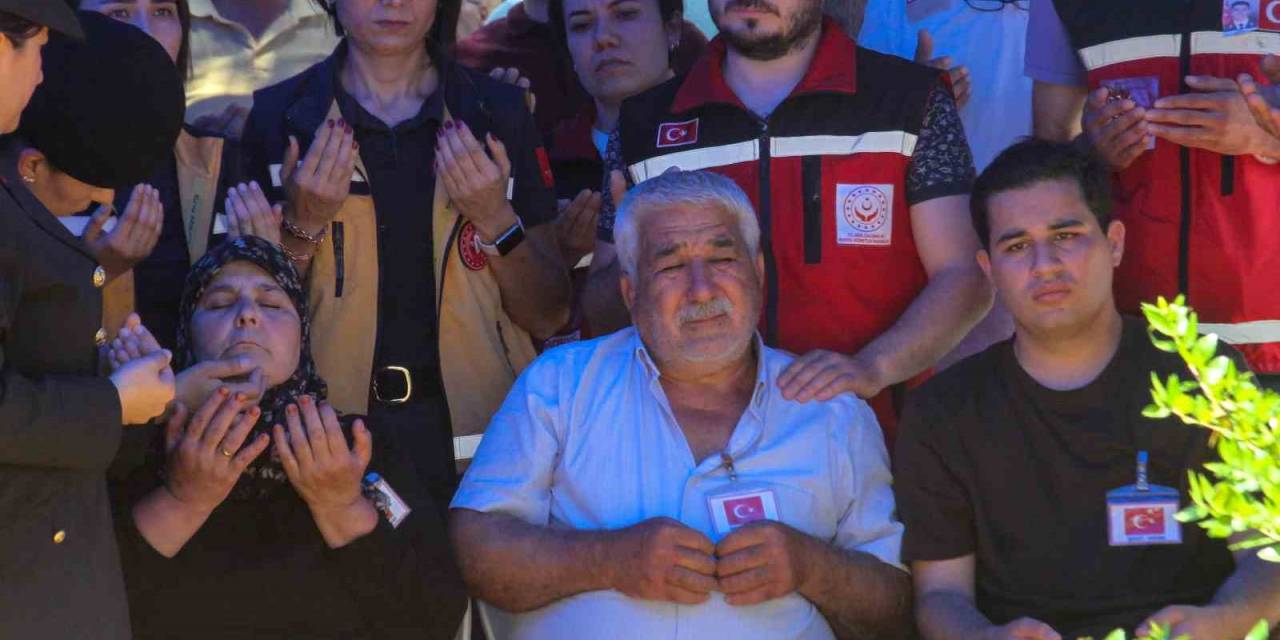 Şehit Mustafa Şen Son Yolculuğuna Uğurlandı