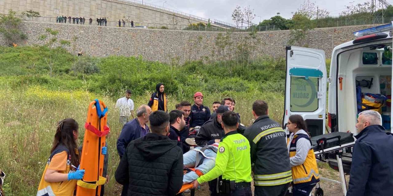 Kaza Yapan Futbolcu 3 Günlük Yaşam Savaşını Kaybetti