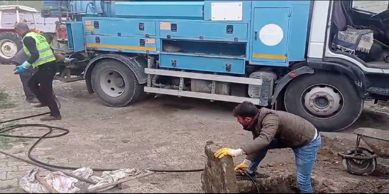 Eski Ekipleri Tıkanan Kanallar İçin Seferber Oldu