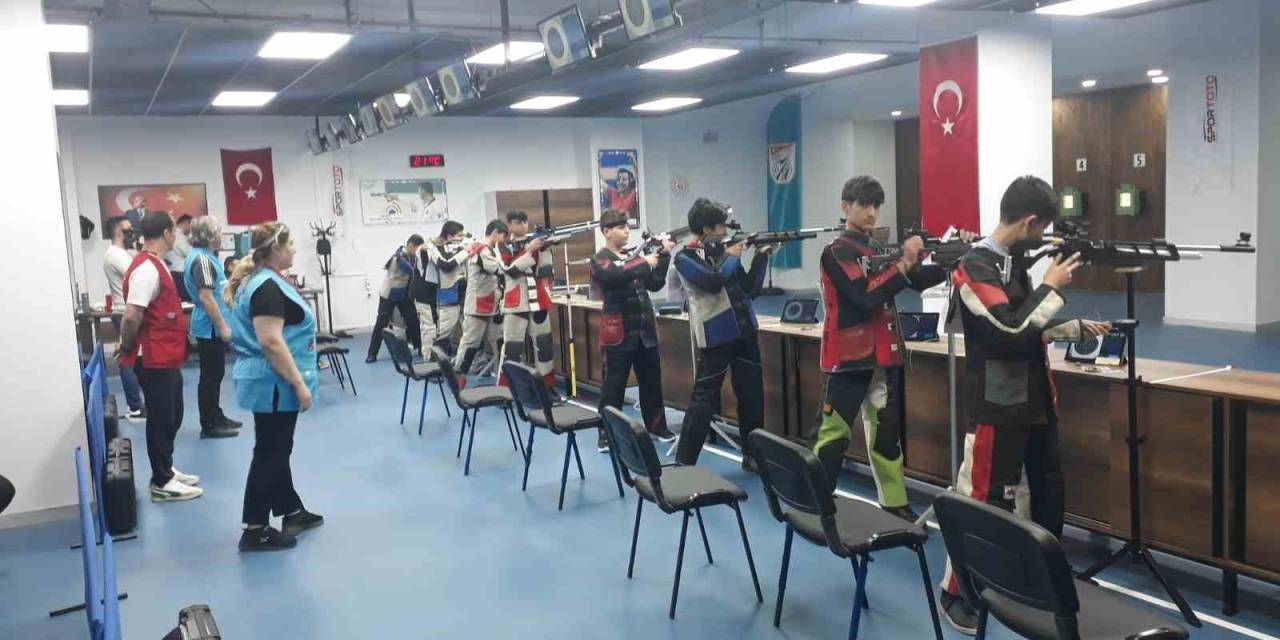 Adıyamanlı Sporcular Atıcılıkta 4 Altın, 2 Gümüş, 1 Bronz Madalya Kazandı