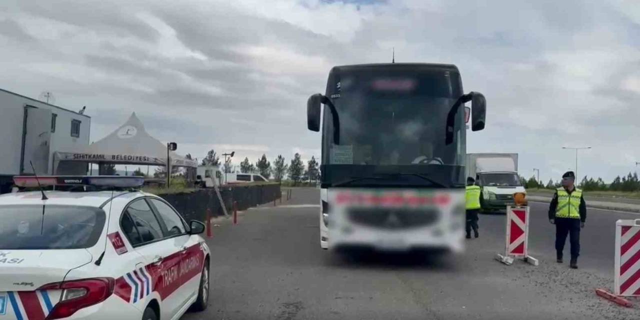 Jandarma, Yolcu Otobüslerinde Emniyet Kemeri Denetimini Artırdı