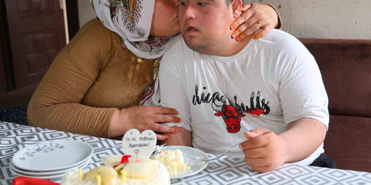 Ağlatan Doğum Günü Sürprizi