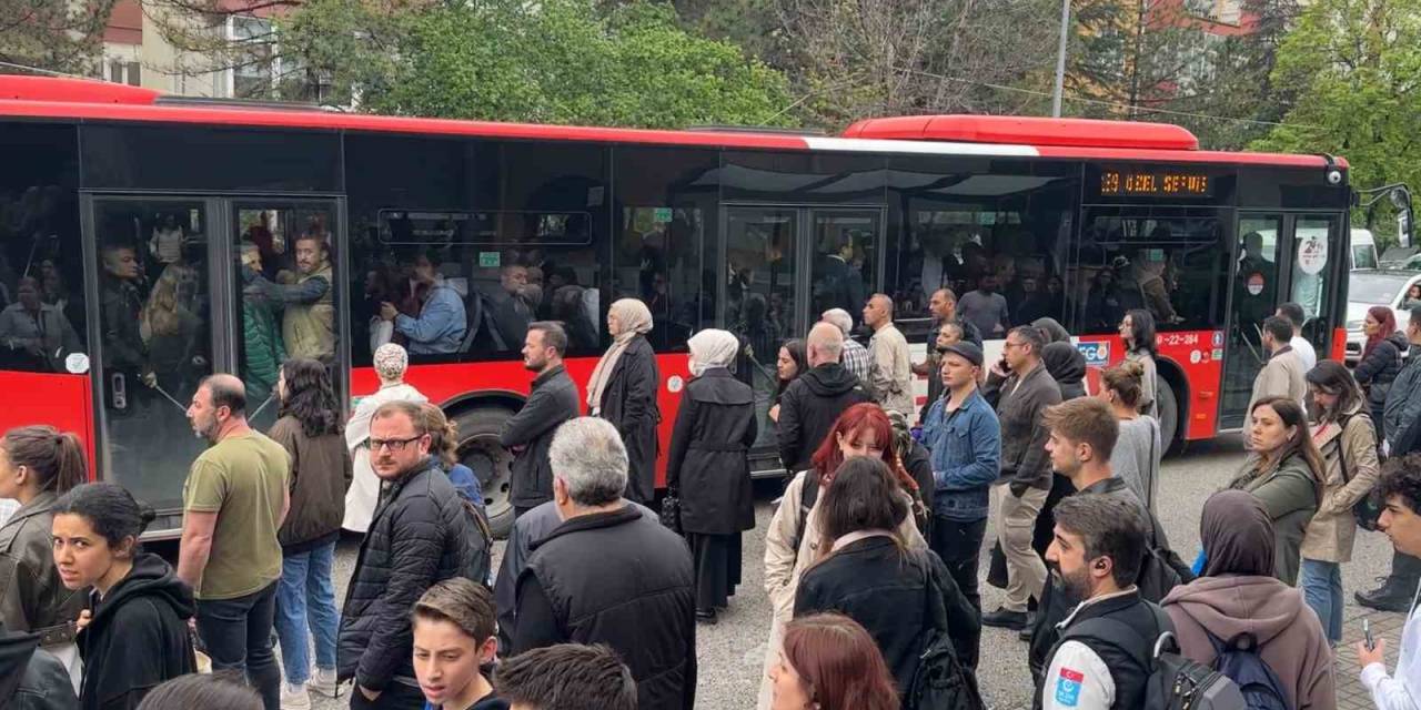 Ankara’da Sağanak Nedeniyle Bazı Metro İstasyonları Hizmet Dışı Kaldı