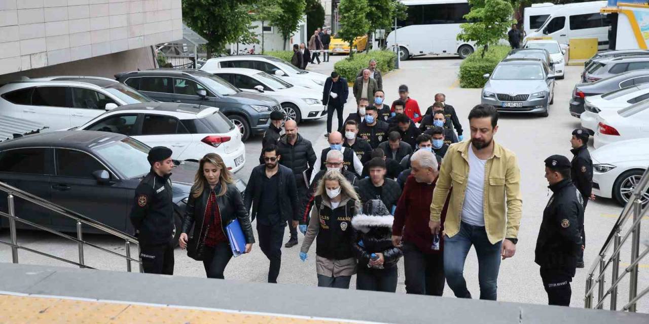 Eskişehir Merkezli Yapılan Fuhuş Operasyonunda 7 Şüpheli Adliye Sevk Edildi