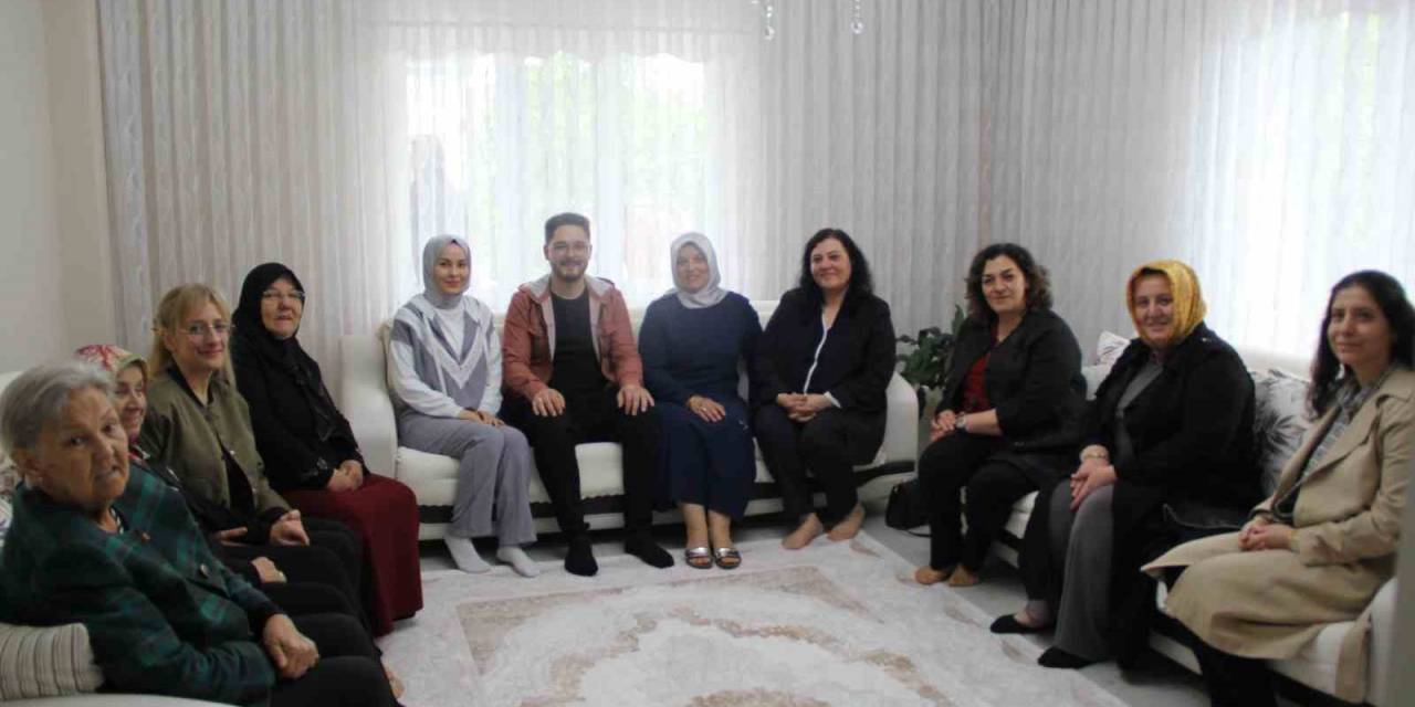 Aslan “Şehitlerimizin Aileleri Bizim İçin Kutsal Birer Emanet”