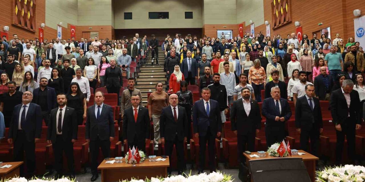 Cumhurbaşkanı Başdanışmanı Sertçelik, Kayü’de Konferans Verdi