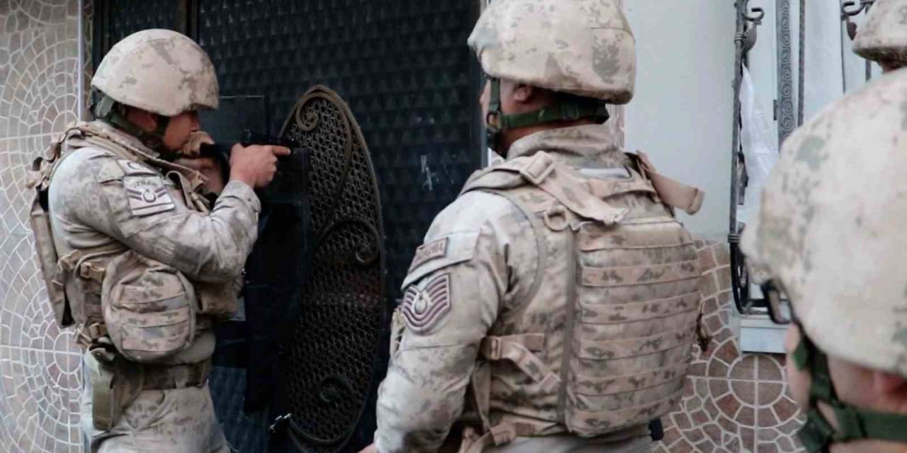 Mersin’de Terör Operasyonu: 7 Gözaltı