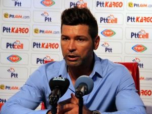 Kutlu: “Samsunspor’dan 1 Puan Çıkarmak İyidir”