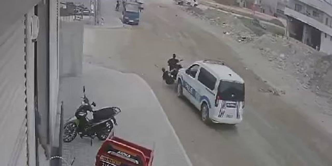 ’dur’ İhtarına Uymadı, Polis Çarparak Durdurdu