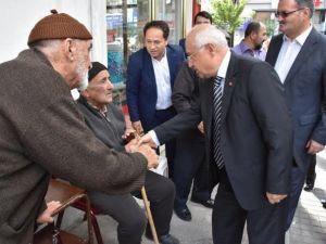 Cemil Çiçek, Kızılcahamam’da Gündemi Değerlendirdi