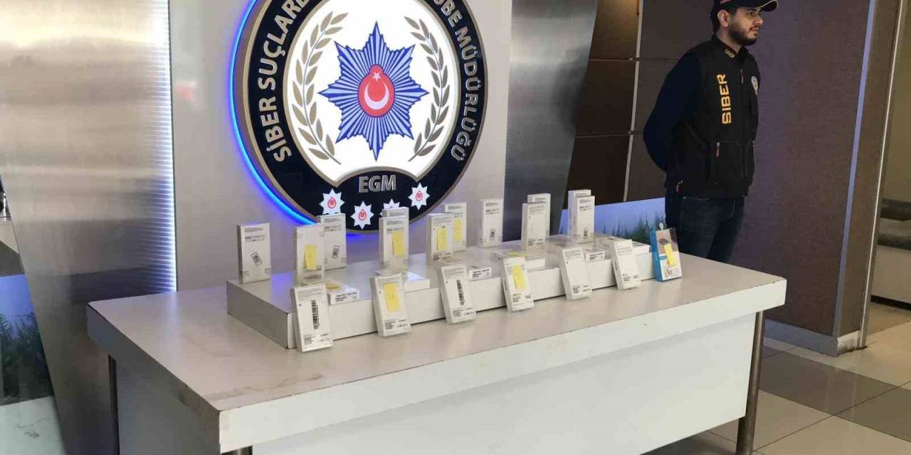 İstanbul’da Kurumsal İnternet Sitelerini Kopyalayarak Dolandırıcılık Yapan 3 Kişi Yakalandı