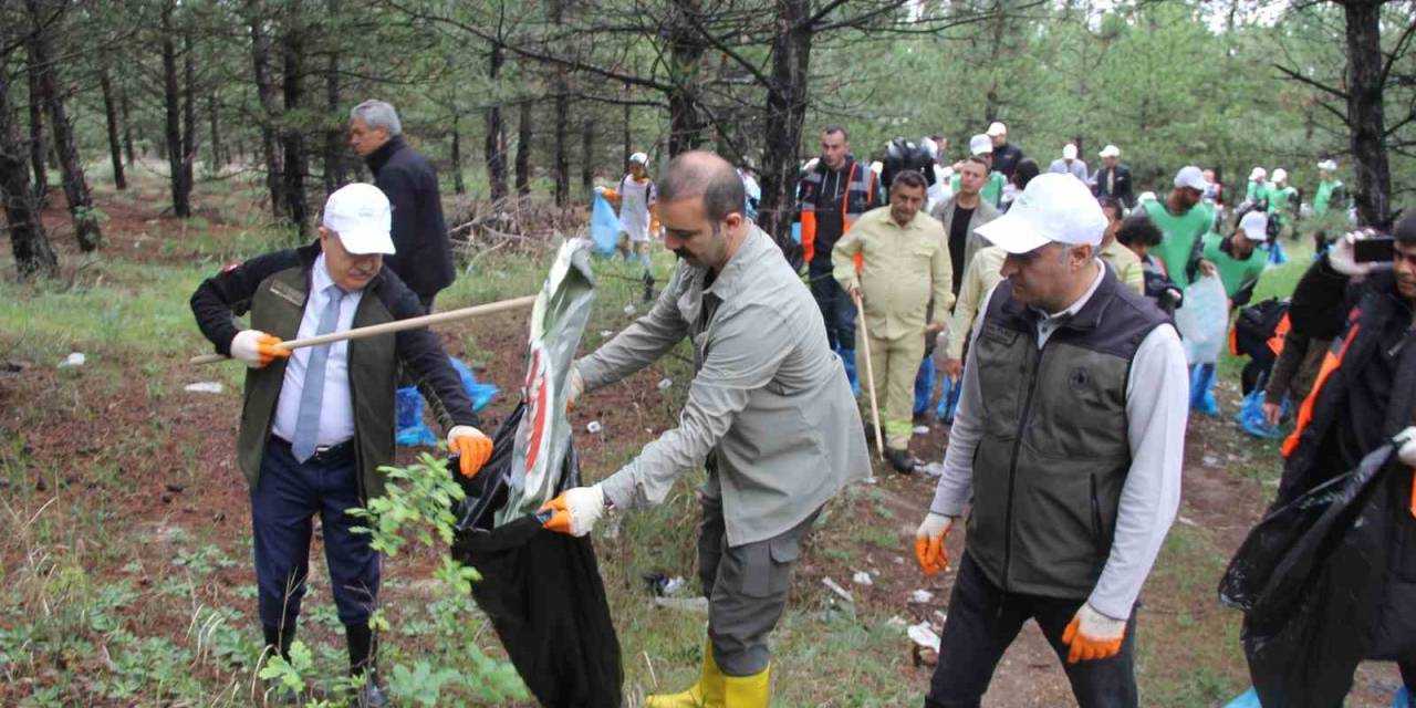 Çorum Valisi Dağlı: “Ormanlık Alanlarda Piknik Yapmayalım, Ateş Yakmayalım, Ormanlarımızı Koruyalım”