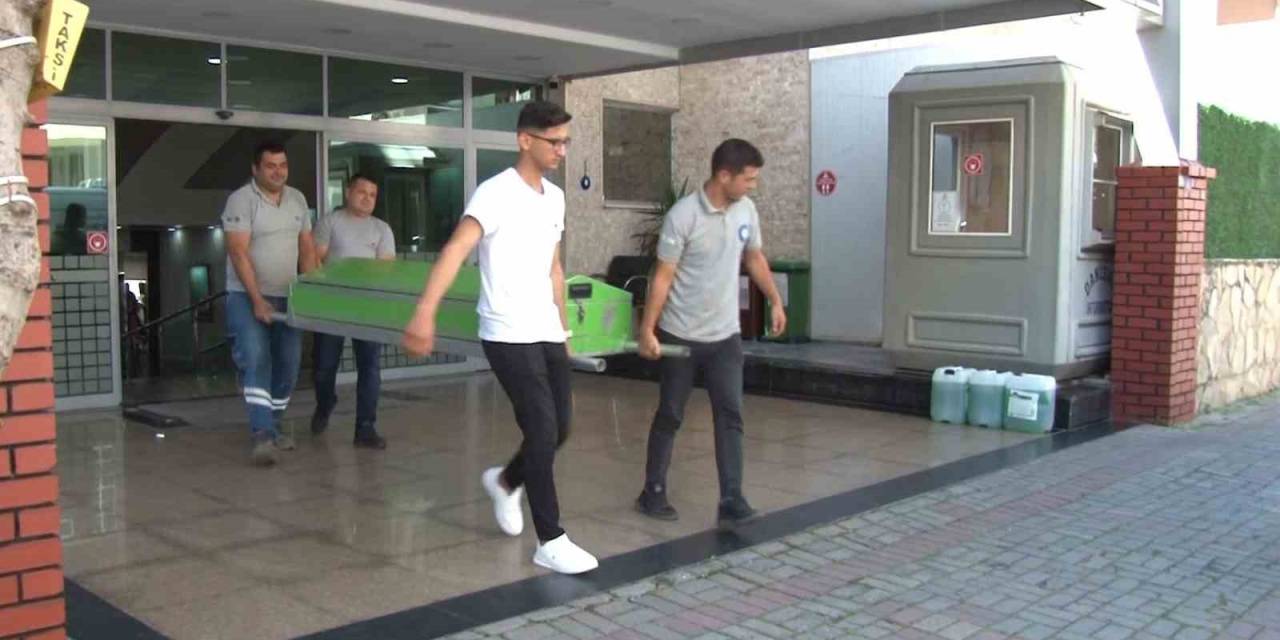 Finlandiyalı Turist Konakladığı Otelde Ölü Bulundu