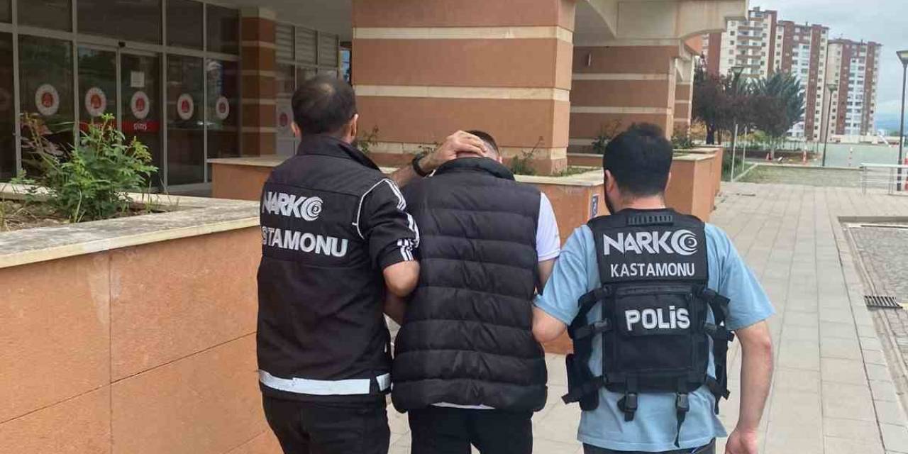 15 Yıl 10 Ay Hapis Cezası Bulunan Cezaevi Firarisi Şahıs Yakalandı