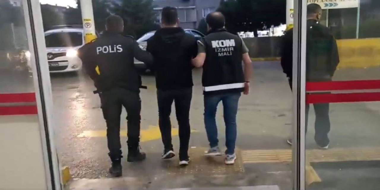 İzmir’de Fetö Operasyonu: 31 Gözaltı
