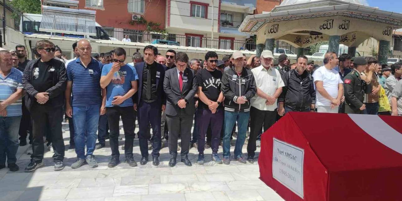 Araştırmacı Yazar Nuri Argaç, Askeri Törenle Toprağa Verildi