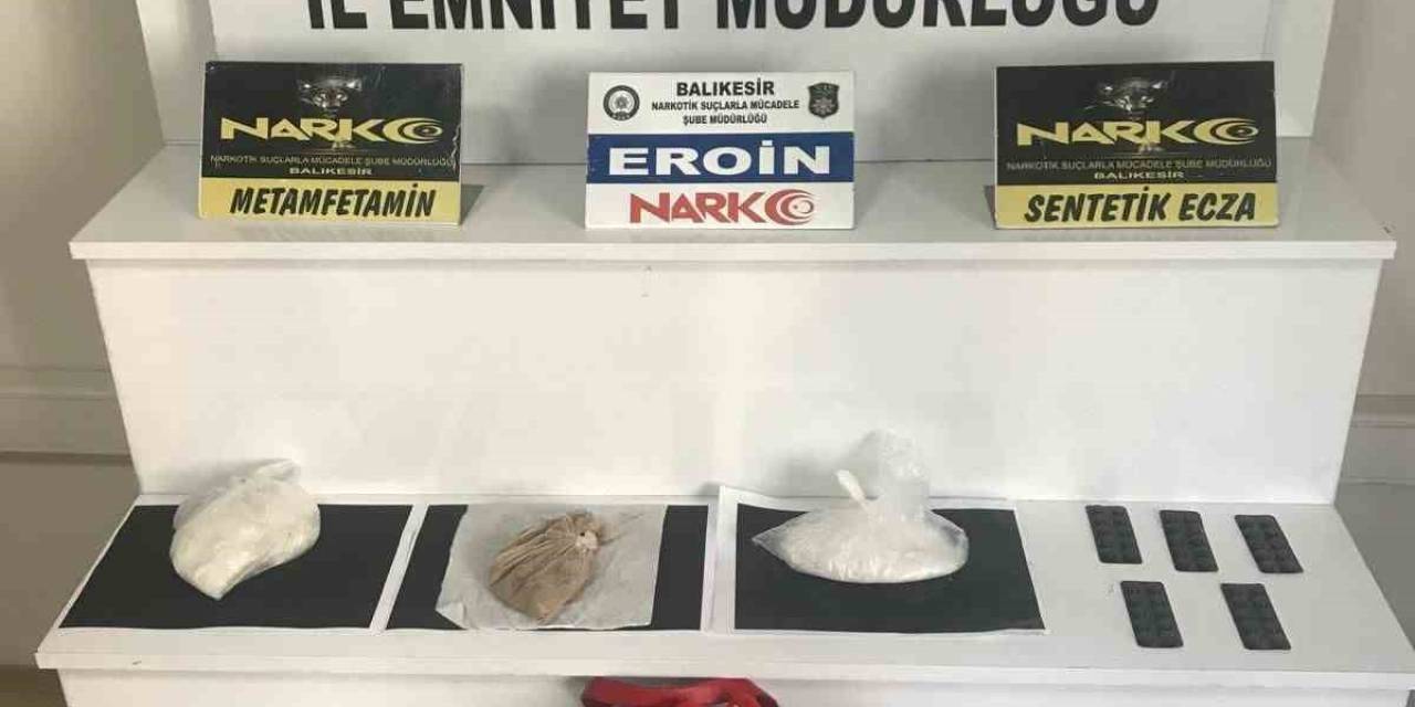 Uyuşturucu Tacirleri, Çizgi Film Karakteri Mickey Mouse Karakterini Zula Olarak Kullanıp Uyuşturucu Sakladı