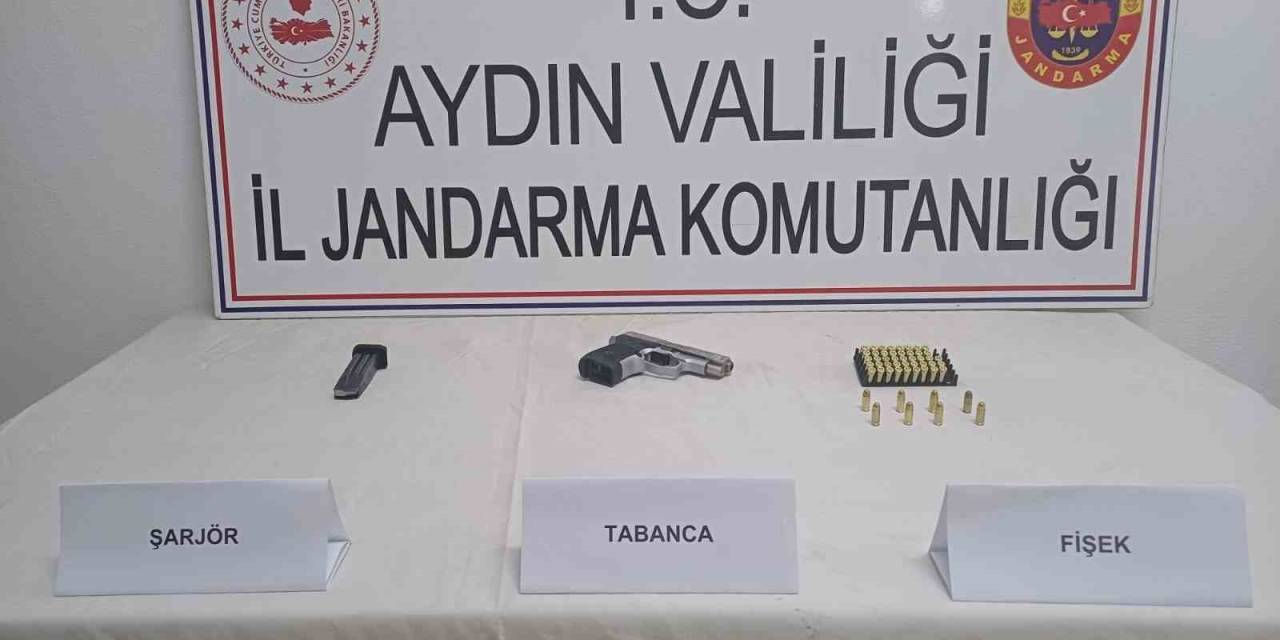 Şüpheli Şahsın Üzerinden Tabanca Ele Geçirildi