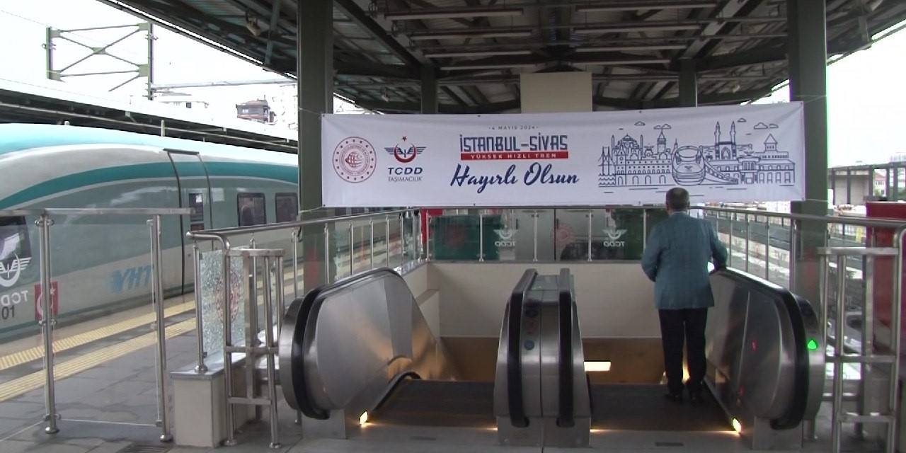 İstanbul - Sivas Yht İlk Seferini Yaptı