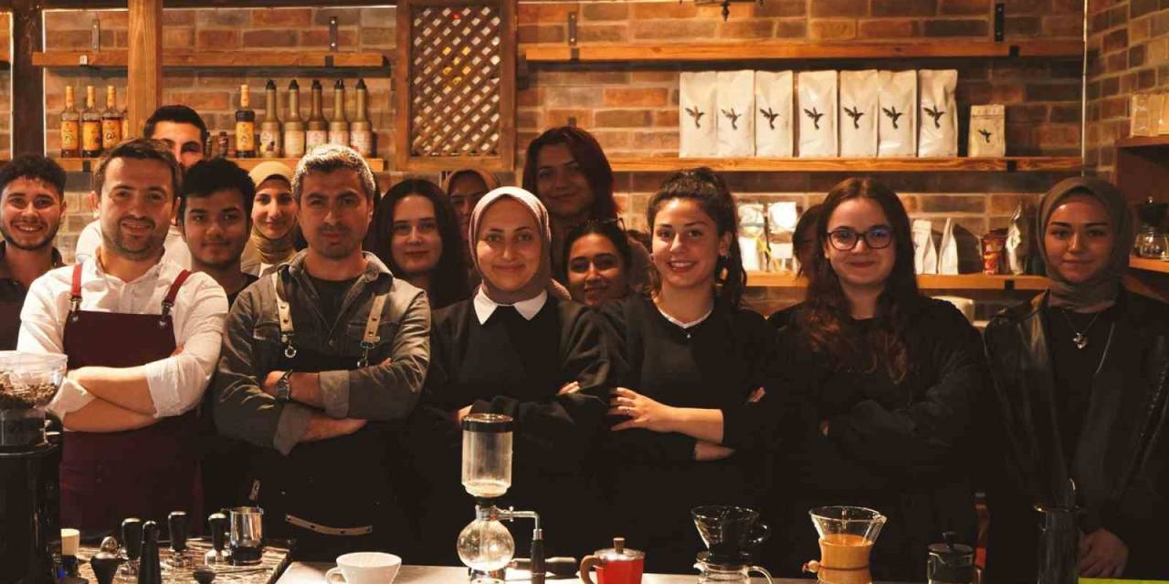 Geleceğin Baristaları Ve Kahve Tutkunları Kbü’de “Temel Barista Eğitimi” Aldı