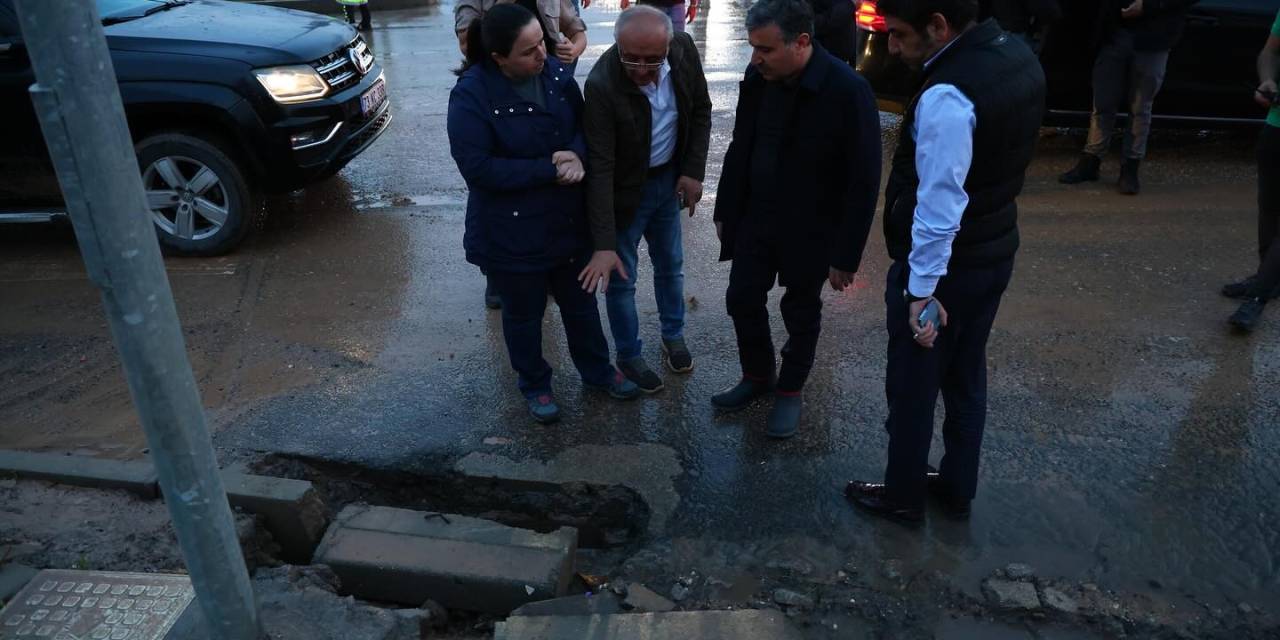 Şırnak Valisi Atay Sel Bölgesinde İncelemelerde Bulundu