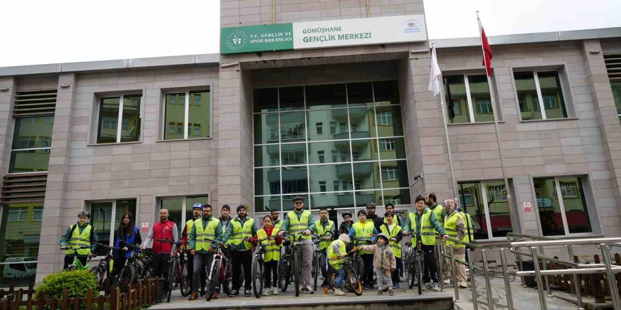 Gümüşhane’de Sağlıklı Yaşam İçin Pedal Çevirdiler