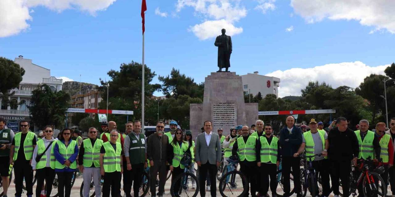 Muğla’da Sağlıklı Yaşam İçin Pedal Çevirdiler