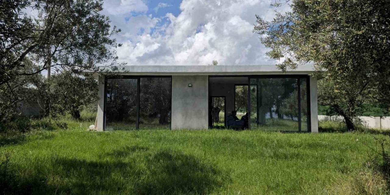 Balıkesir’de Zeytinlik İçine Villa Yapmaya Kalkan Kiracıyı Jandarma Çıkardı