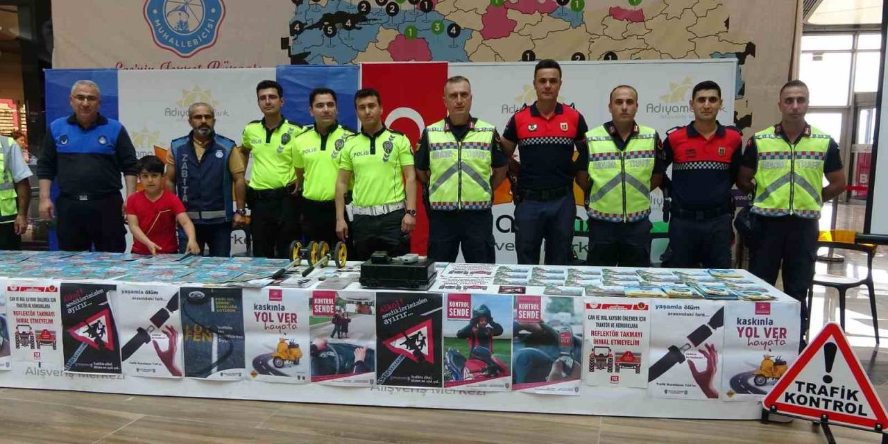 Vatandaşlar Trafik Konusunda Bilgilendirildi